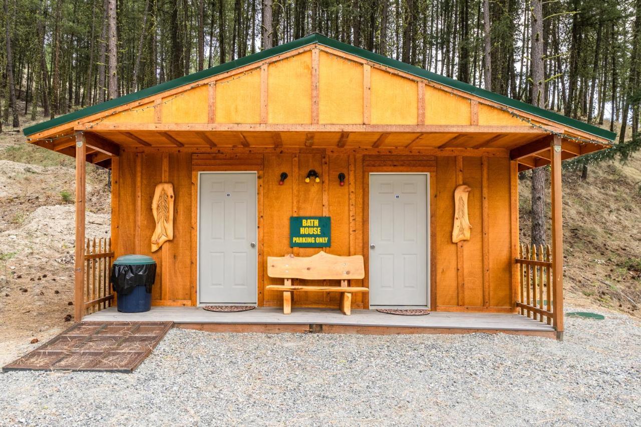 Echo Valley Resort + Cabins Manson Exterior photo