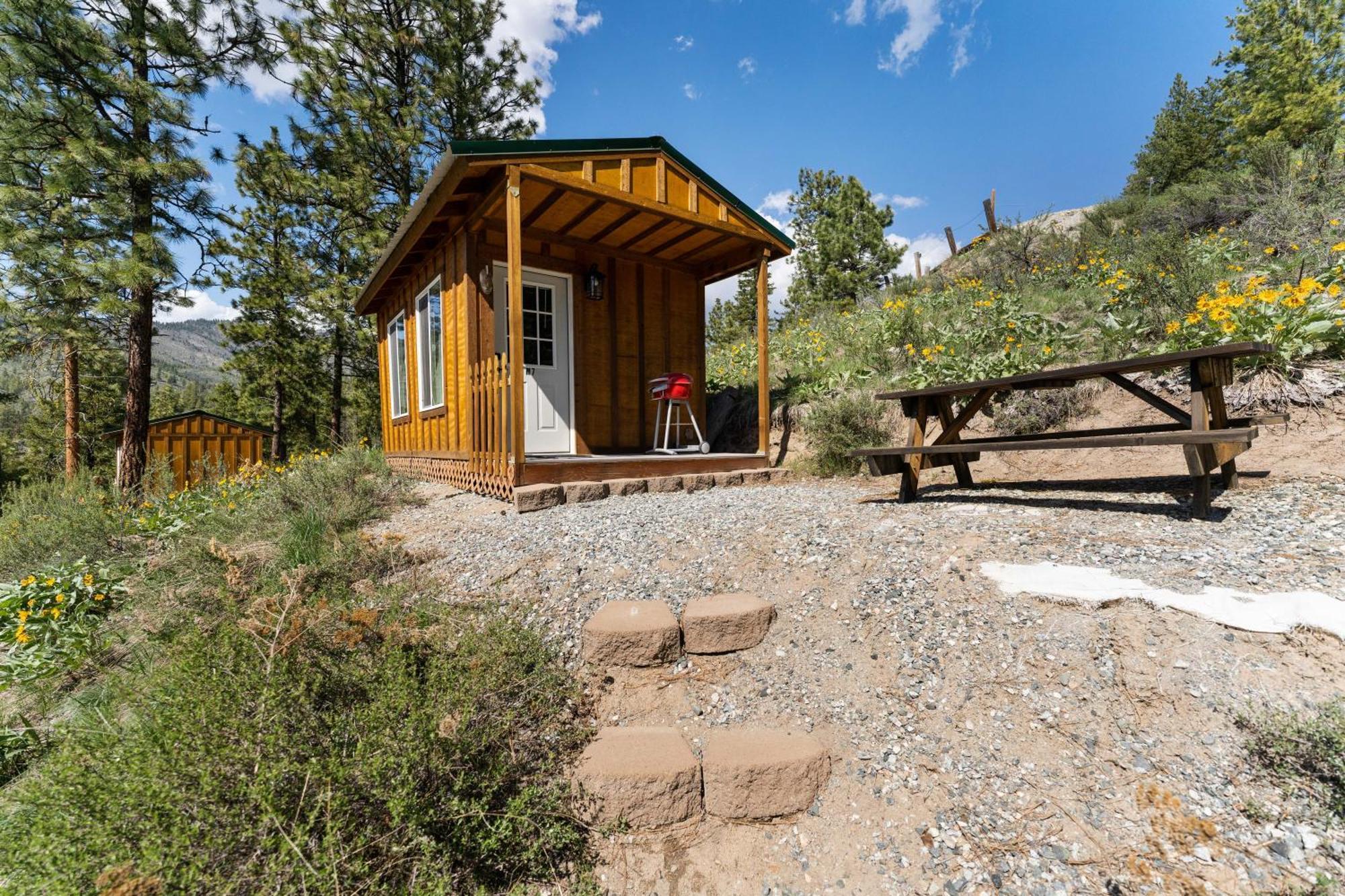 Echo Valley Resort + Cabins Manson Exterior photo