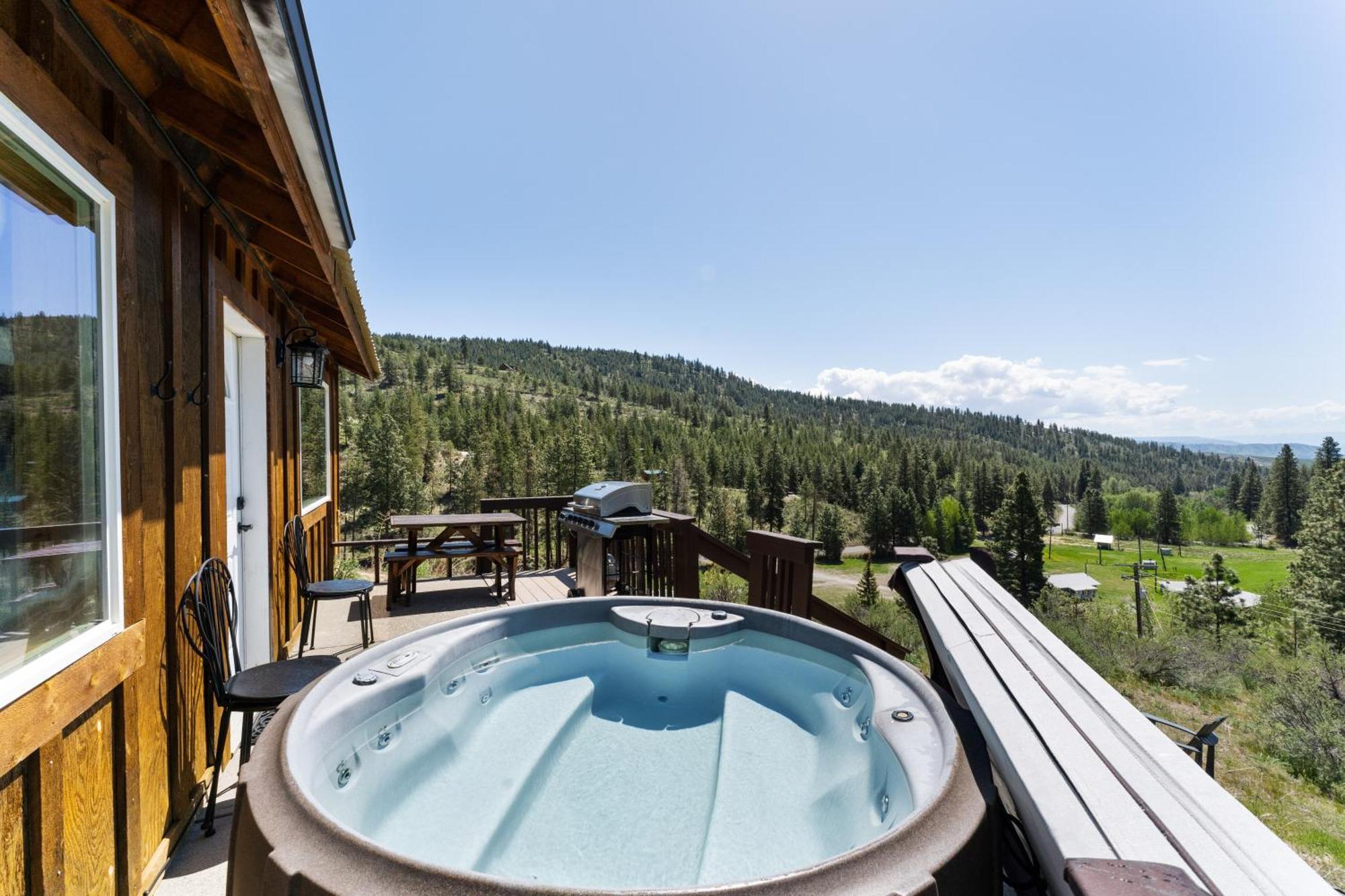 Echo Valley Resort + Cabins Manson Exterior photo